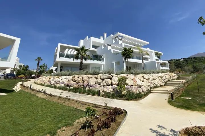Alcazaba Lagoon IV, obra nueva en Casares