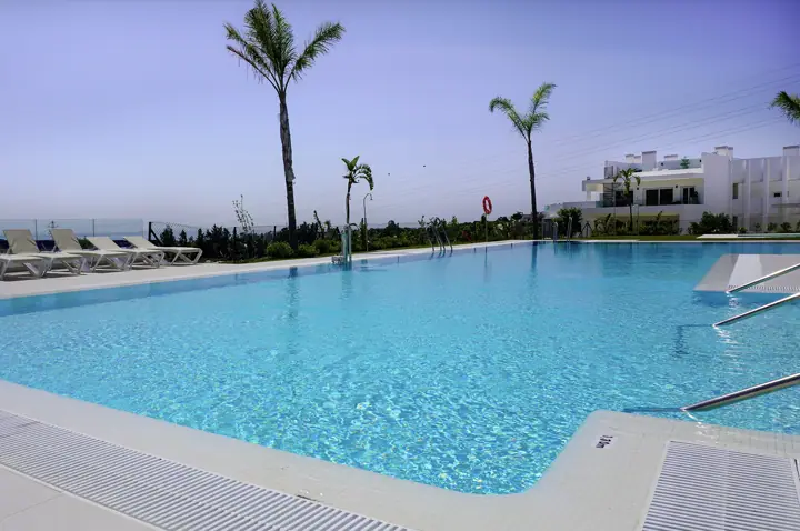 Alcazaba Lagoon IV en Casares: foto 4 de 16